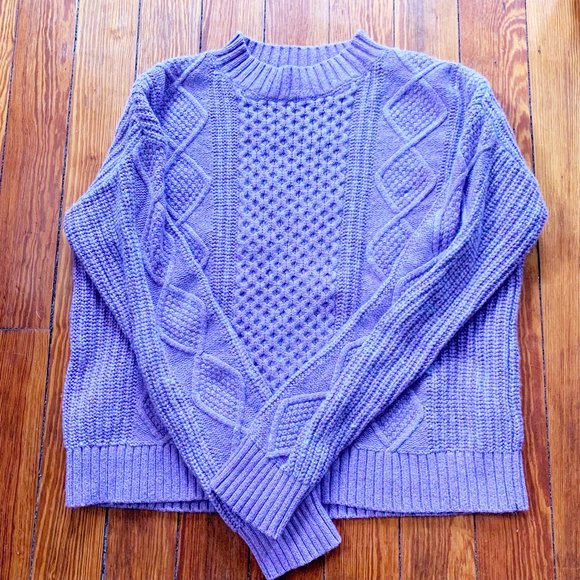 Banana Republic Sweaters - Banana Republic Cable Knit Cropped Sweater - Medium